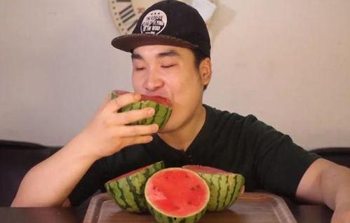 吃瓜网红视频在线播放,网红吃瓜视频带你领略网络娱乐新风尚 第3张 吃瓜网红视频在线播放,网红吃瓜视频带你领略网络娱乐新风尚 第3张